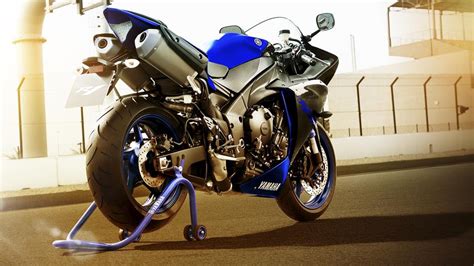 Yzf R1 2014 Motorcycles Yamaha Motor Uk