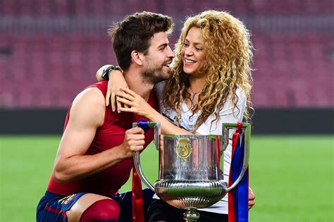 Shakira is due for a big comeback. Gerard Pique Kicking Ball at Shakira | POPSUGAR Latina