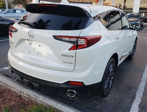 Anyone have a picture of a current RDX with the trailer hitch added