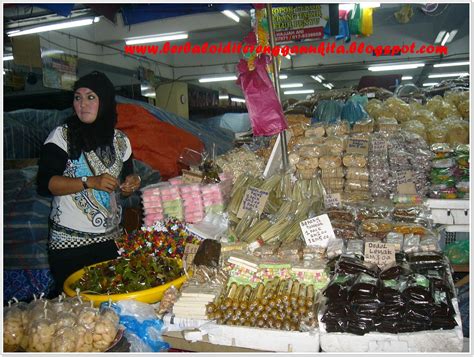 The payang store market, which is more commonly known as pasar payang, is one of the most famous and iconic tourist attractions in the entire state of terengganu; MEMBELI BELAH DI PASAR BESAR KEDAI PAYANG, KUALA ...