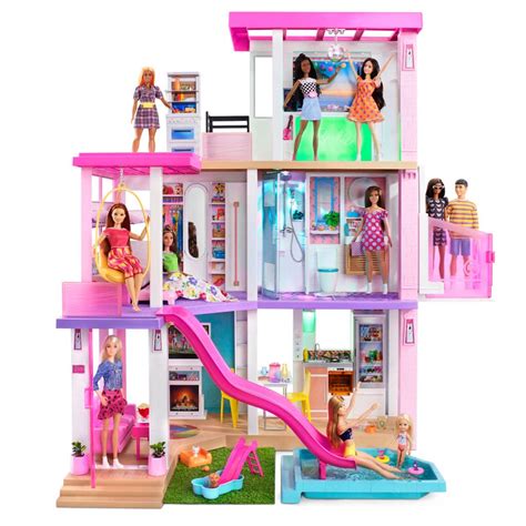 The Barbie Dreamhouse Just Got A Makeover And The Home Edit Is Helping Her Move In In 2023