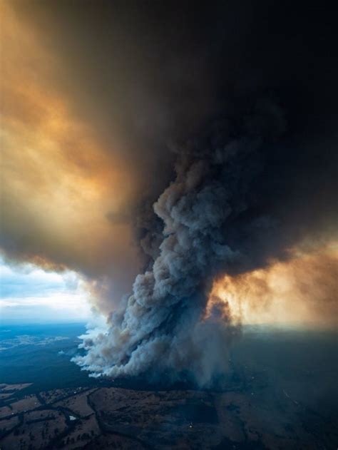 Latest Photos Of The Devastating Australian Bushfires Bbc News