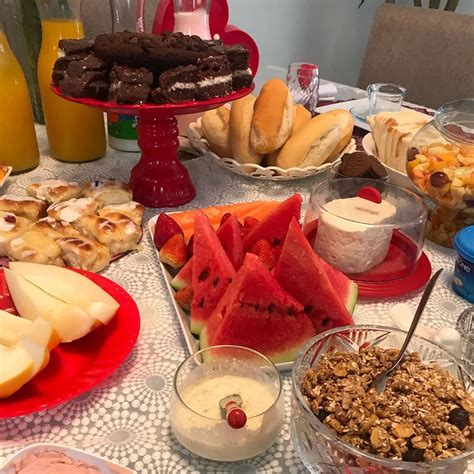 mesa de café da manhã o que servir 9 dicas 35 ideias comidas para festa do pijama mesa de