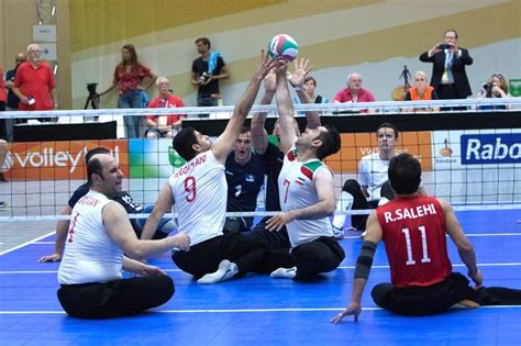 Work out in our gym or. Le volley-assis fait son apparition aux Sables-d'Olonne ...