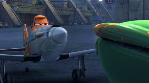 Dusty Crophopper Planes Wiki Fandom Disney Planes Planes Movie