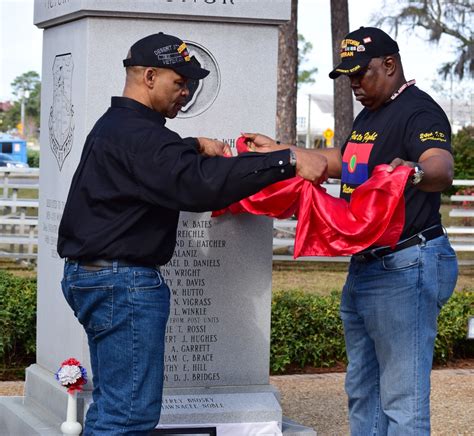 Dvids News 24th Infantry Division Veterans Honor Fallen Soldiers