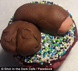 Bakery Debuts Disturbing Cupcakes That Look Like Vaginas Daily Mail