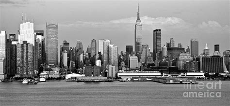 New York City Skyline With Empire State Black And White