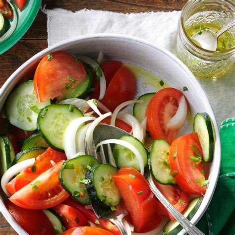 Sliced Tomato Salad Recipe How To Make It Taste Of Home