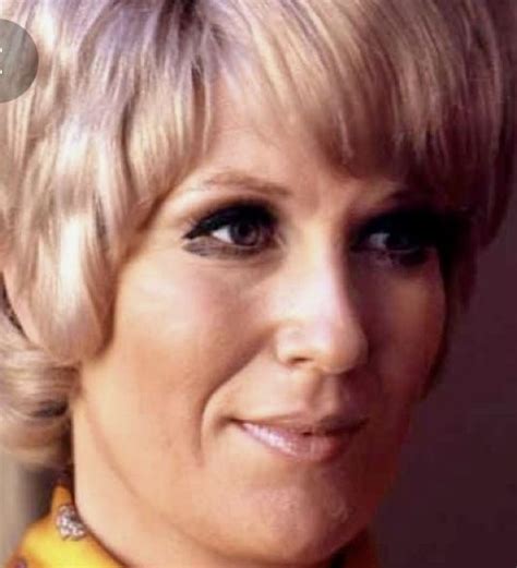 Pin By Brenda Williams On Dusty Springfield Dusty Springfield Dusty