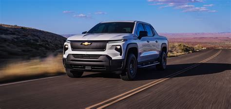 2024 Chevrolet Silverado Ev Work Truck Gets Longer 450 Mile Range The