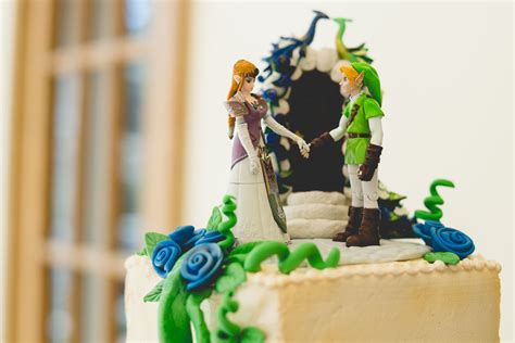 Zelda Wedding Cake Topper Zelda Wedding Zelda Cake Wedding Cake Toppers