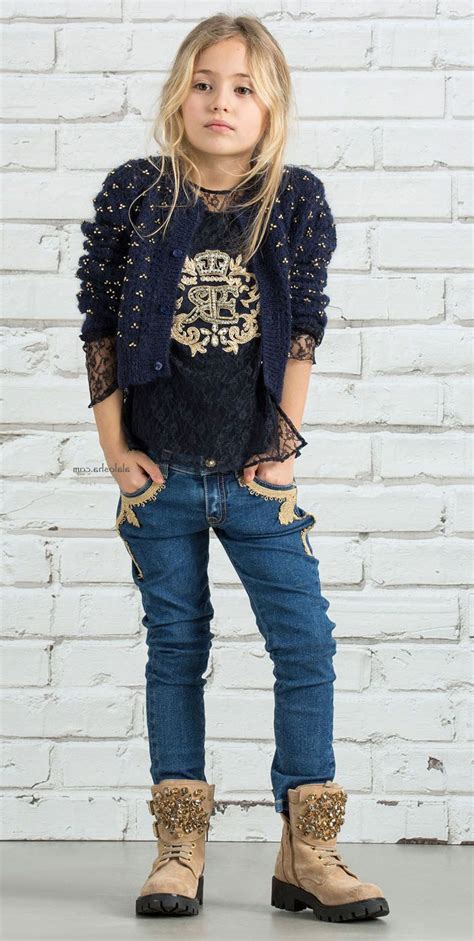 28 Model Model Baju Lebaran Anak Perempuan 2019 - Ragam Muslim