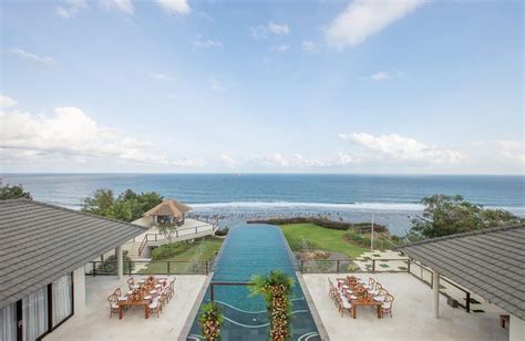 1. Discover the Magic of Bali's Cliff Villas