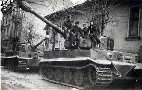 S Ss Pz Abt Lssah Tiger In Morgny France About June
