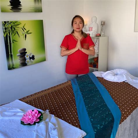 Tuks Thai Massage Professional Thai Masseuse