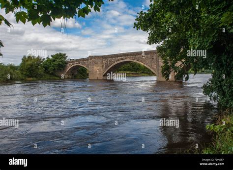 Loyn Bridge And River Lune Near Hornby Stock Photo Alamy