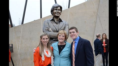 Pat Summitts Son Steps Out Of Sports Legends Shadow Cnn