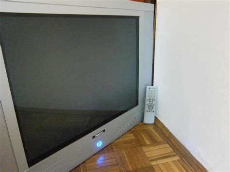 inches = cm * 2.54. TV 72 cm Televizor 72 cm Klasični Prodaja Ima Scart 70 ...