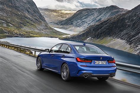 The wagon carries over unchanged. 2020 BMW 3 Series Review - autoevolution