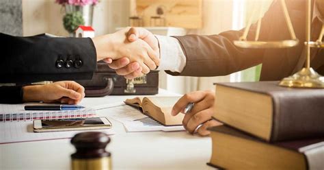 Blog sur les services dun cabinet d avocat Engager un avocat en