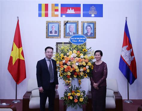 Secretary Of The Central Committee Nguyen Tuong Lam Wishes The
