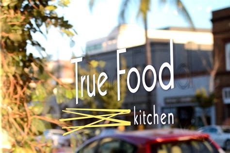 More healthy ain't bland and boring anymore. True Food Kitchen - Pasadena | Gastronomy
