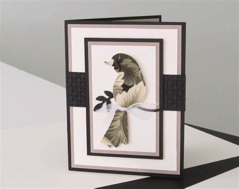 The big shot also comes with special cutting pads and a. BrandysCards.com features the Big Shot Die Cutting System!