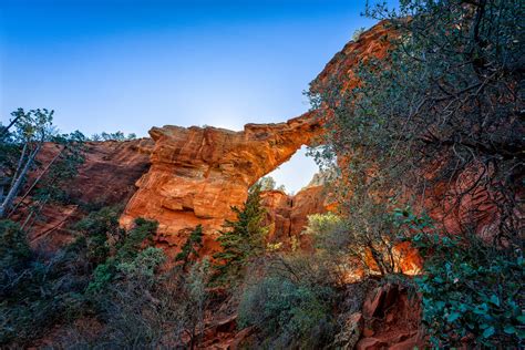 Arizona is in the southwestern united states as one of the four corners states. 6 Easy Hikes To Natural Arches In Arizona