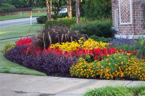 #grassflowers #spring flowers #rimlighteffect #yellowspringhello everyone welcome back to my channel. Flower Gardens in the South - Landscape - Atlanta - by ...