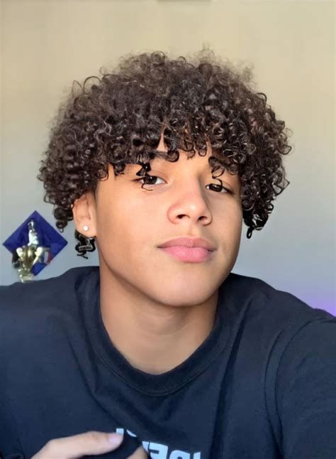 Top 48 Image Boys With Curly Hair Vn