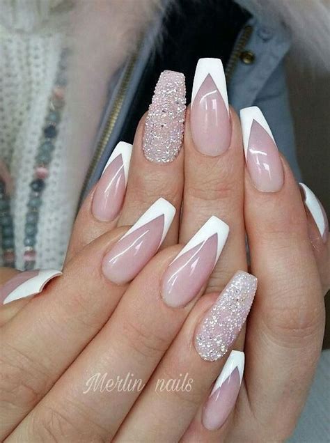 10 French Tip Nails Inspired Spring Nail Trends To Wear Now French Nails