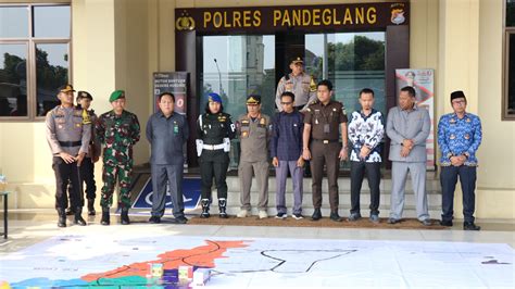 Polres Pandeglang Gelar Tactical Floor Game Tfg Untuk Ops Mantap Brata 2023 2024 Pelita