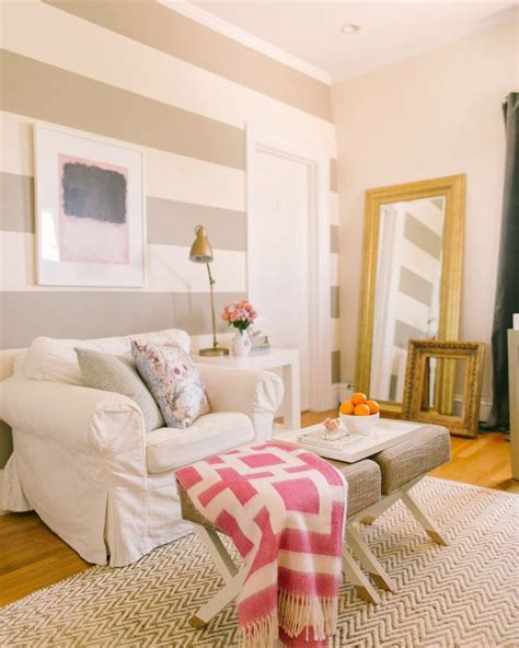 How to paint horizontal stripes on a bedroom wall. Trending Tuesday: Cabana Stripes {How to Paint Horizontal ...