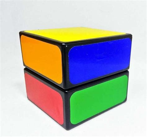 Cuboide 1x1x2 Boob Cube Cubilandia