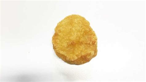 Find great deals on ebay for mcdonalds nuggets. Apparently McDondald's Chicken Nuggets Come In These 4 ...