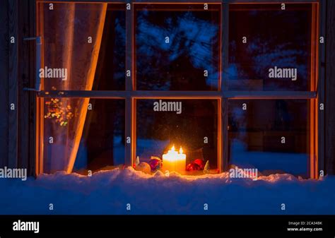 Candle Window Snow Hi Res Stock Photography And Images Alamy