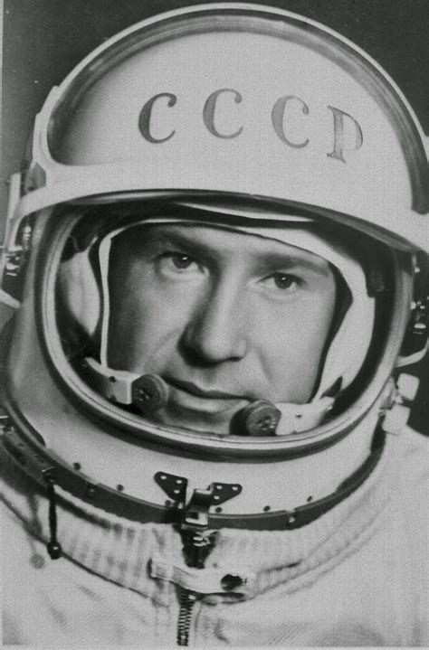 el blog del viejo topo el paseo espacial de alexei leonov 50 años de un suceso legendario