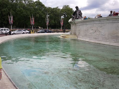 A few decades later, buckingham palace was hit nine. Buckingham Palace - Water-Pool Area Thing | Flickr - Photo ...