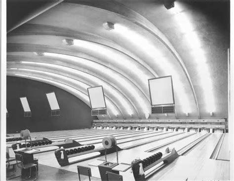 Old Bowling Alley With Arched Ceiling Bowling Pictures Bowling Alley
