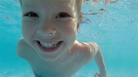 Warum Schwimmen F R Kinder So Wichtig Ist Schwimmwelt