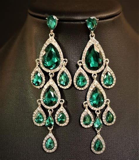 Emerald Green Earrings Chandelier Drops Emerald Earrings Green Drops