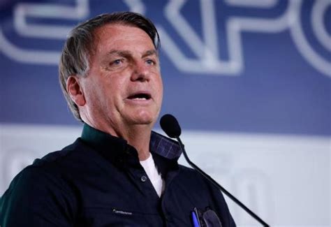 Bolsonaro Espera Teste De Covid Para Confirmar Agenda Festiva De Mil