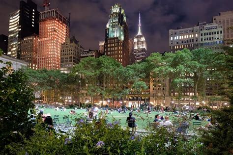 Bryant Park In New York City Bryant Park Is A 9603 Acre Privately Managed Public Park Located