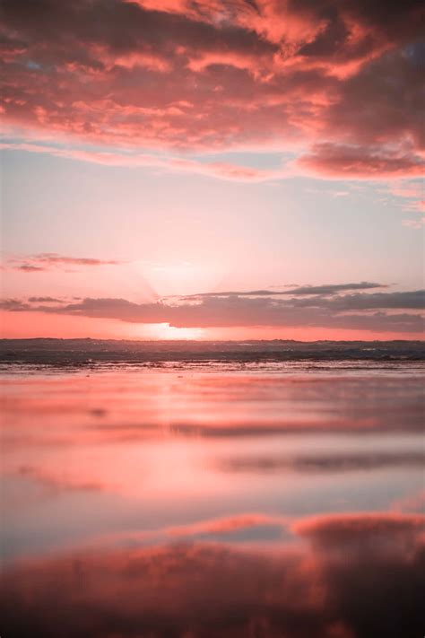 Download Take In The Majestic Beauty Of A Breathtaking Pink Beach