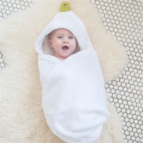 The most common toddler hooded towel material is cotton. Puj Hug - Hands Free Infant Hooded Towel - Puj ...