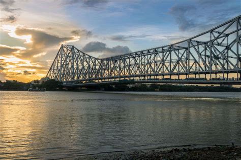 Facts Of Howrah Bridge Lesser Known Facts About Kolkatas Howrah