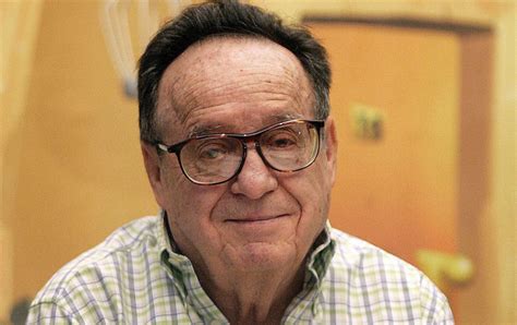 The Biographical Series Of Chespirito To Be Advised By Señor Barriga