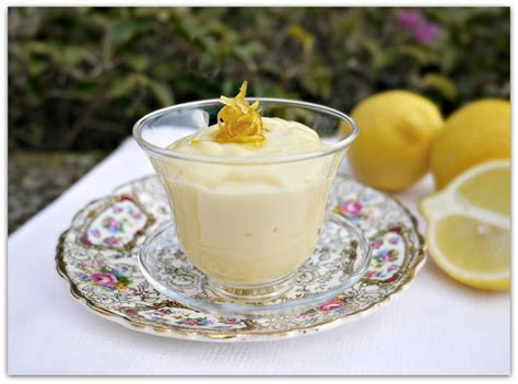 Low in sugar carrying on from the above point, homemade almond milk and almond milk that's unsweetened is very low in sugar. gustia: Lemon Pudding with Fresh Almond Milk | Pudding ...