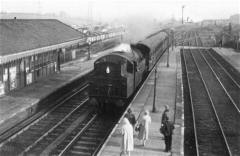 Ardsley Station Wakefield 1960 Saturday Only Castlefor Flickr
